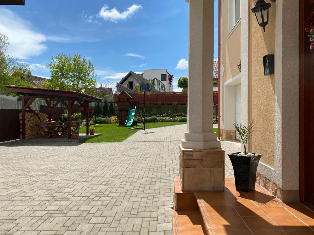 Villa Butterfly Nová Lesná Exterior foto